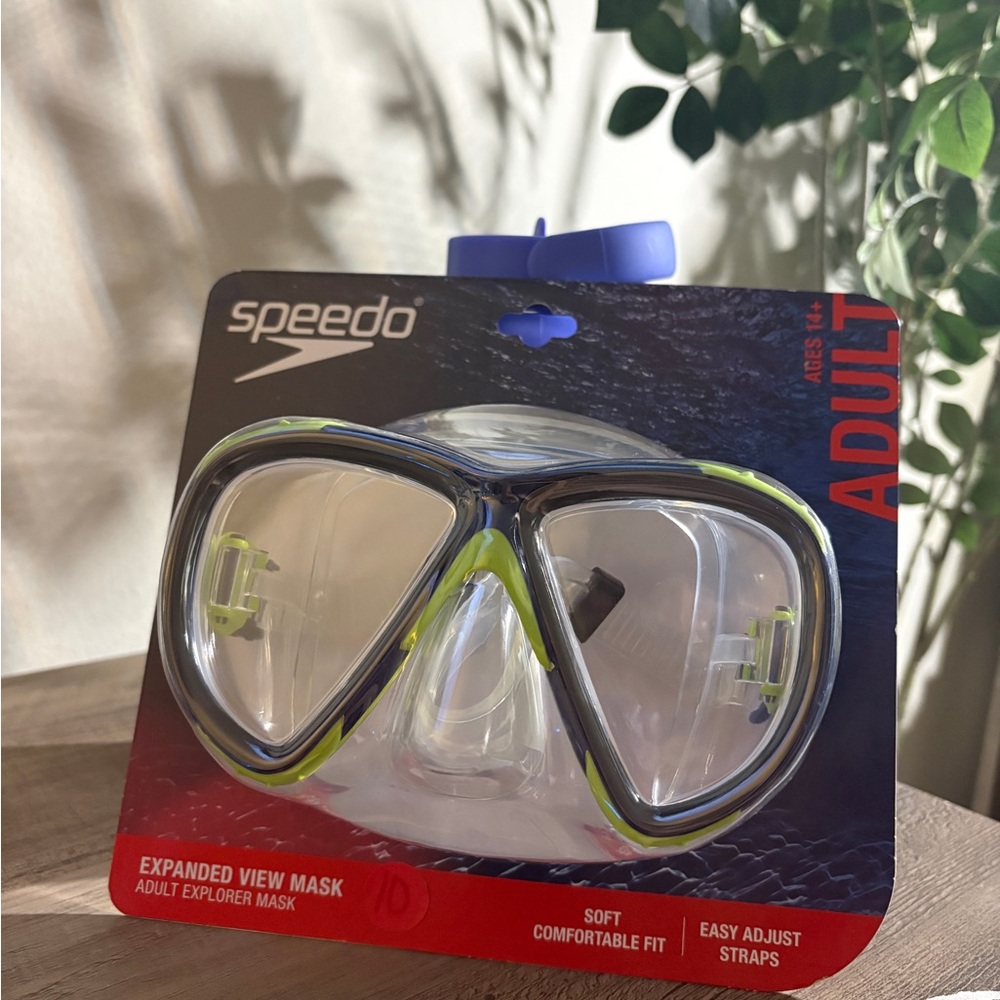 Speedo Adult Swim Mask in Black and Lime